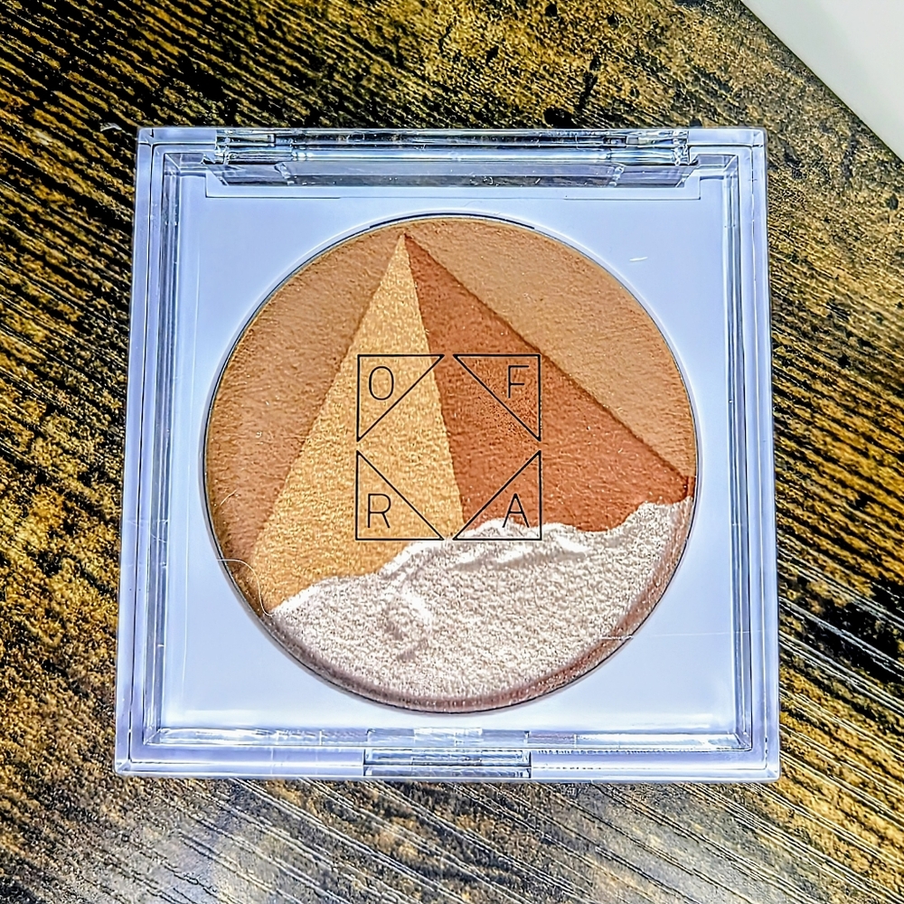 OFRA COSMETICS 3D Pyramid - Egyptian Clay Bronzer